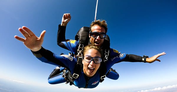 Saut en chute libre : vivez l'adrénaline du parachutisme