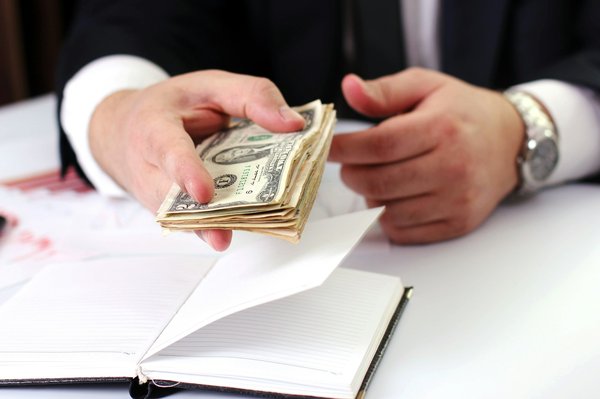 Le portage salarial : autonomie et avantages salariés